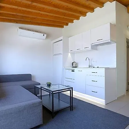 Apartment Aegean - Marina & Chios Island View *